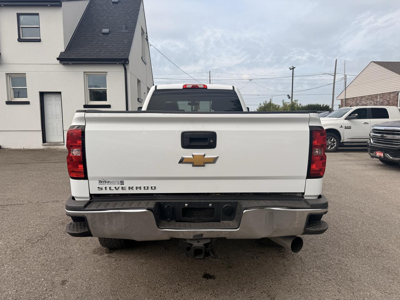 2017 Chevrolet Silverado 2500 Crew Cab | Duramax Diesel | Long Box Photo