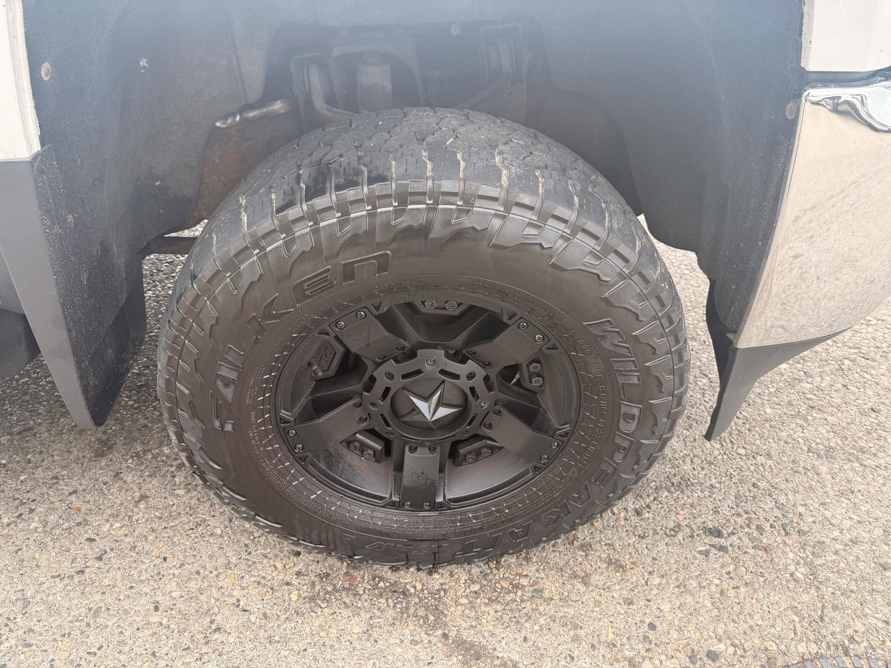 2017 Chevrolet Silverado 2500 Crew Cab | Duramax Diesel | Long Box Photo