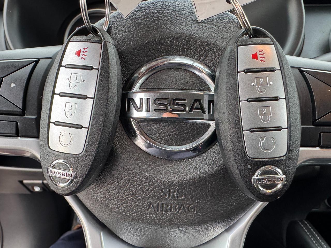 2019 Nissan Kicks SR+ONE OWNER+CLEAN CARFAX+LEATHER+360 Camera Photo