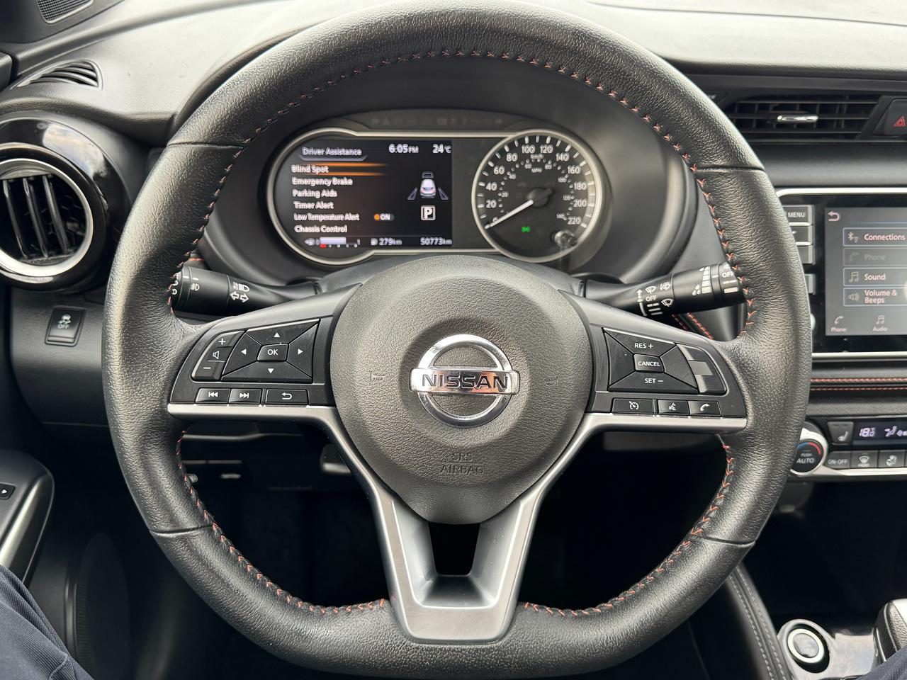 2019 Nissan Kicks SR+ONE OWNER+CLEAN CARFAX+LEATHER+360 Camera Photo