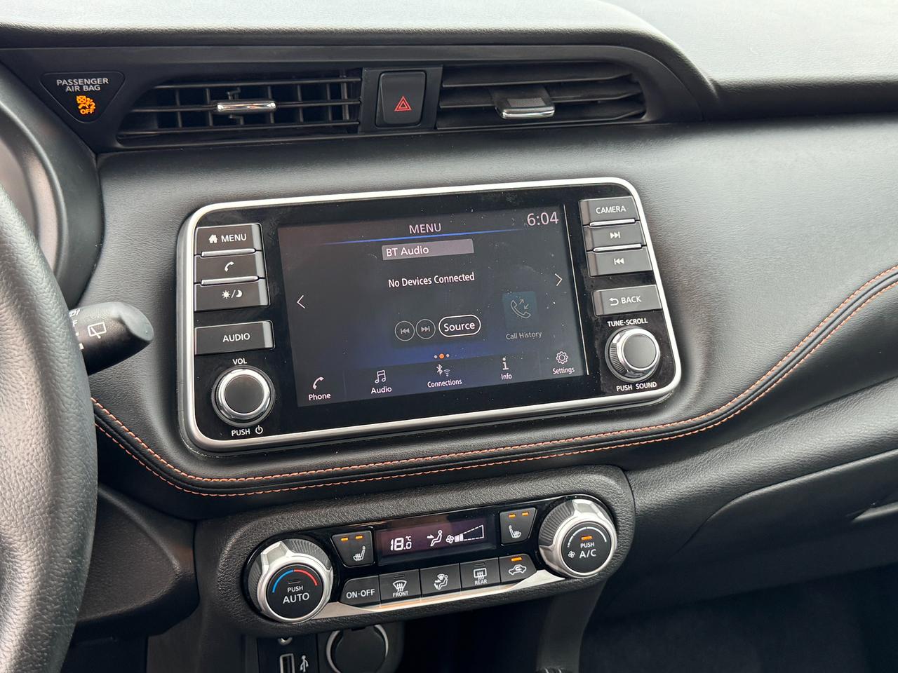 2019 Nissan Kicks SR+ONE OWNER+CLEAN CARFAX+LEATHER+360 Camera Photo