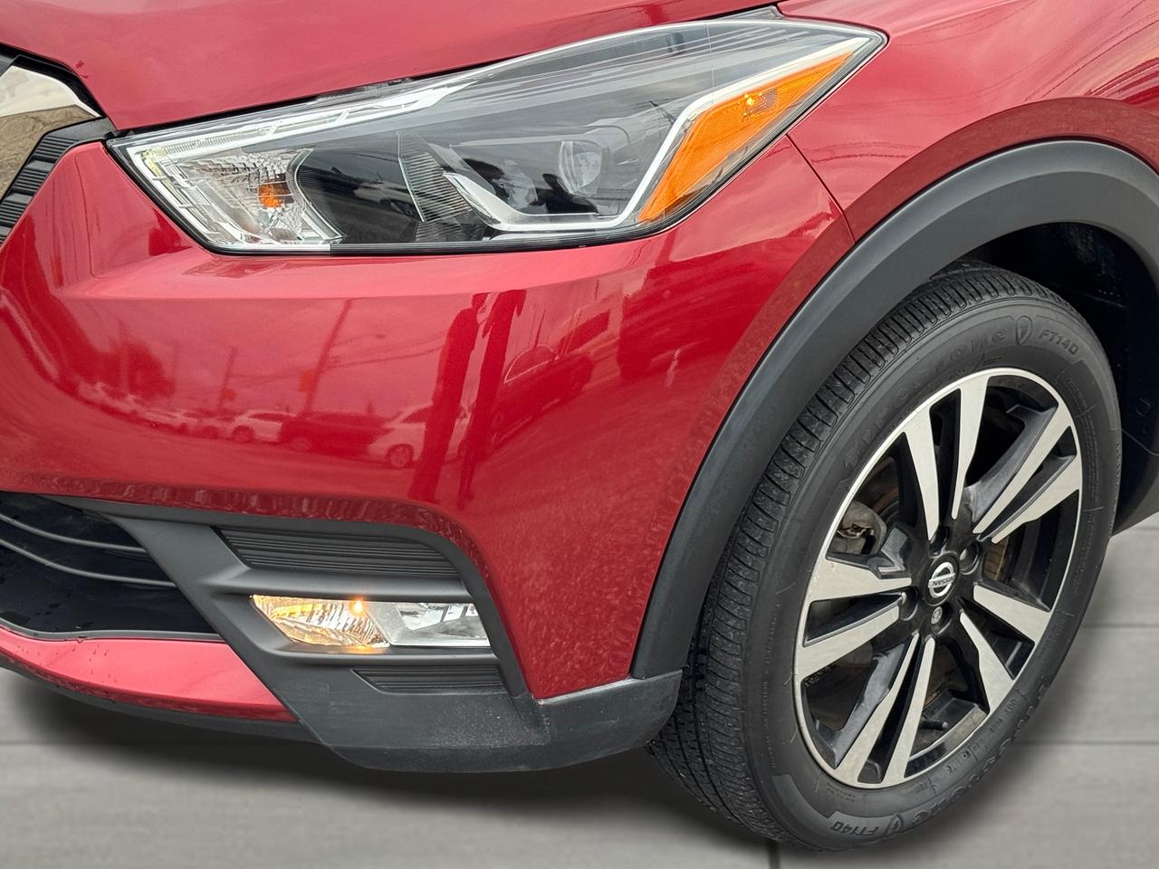 2019 Nissan Kicks SR+ONE OWNER+CLEAN CARFAX+LEATHER+360 Camera Photo