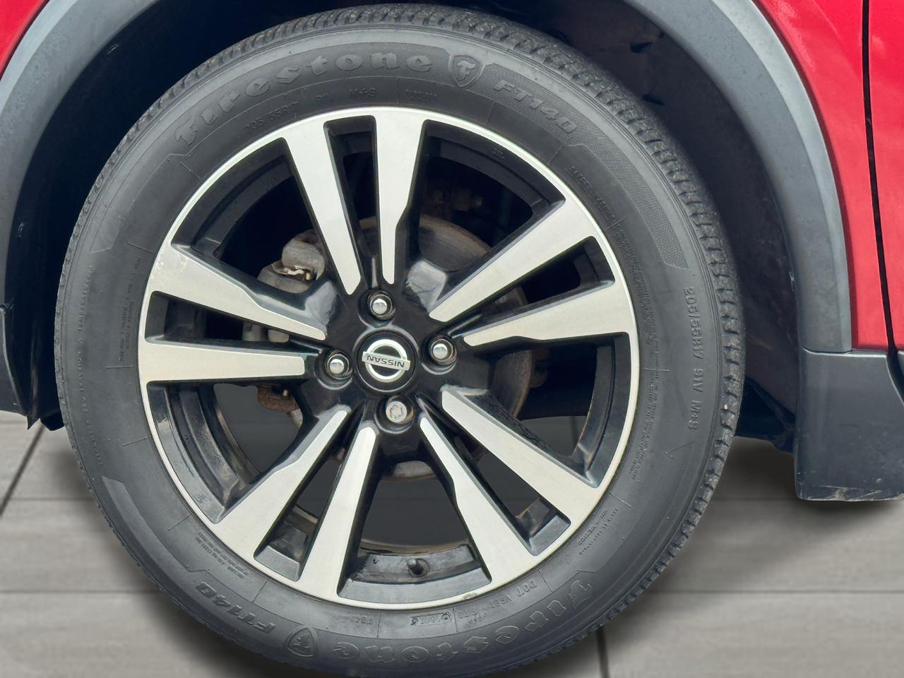 2019 Nissan Kicks SR+ONE OWNER+CLEAN CARFAX+LEATHER+360 Camera Photo