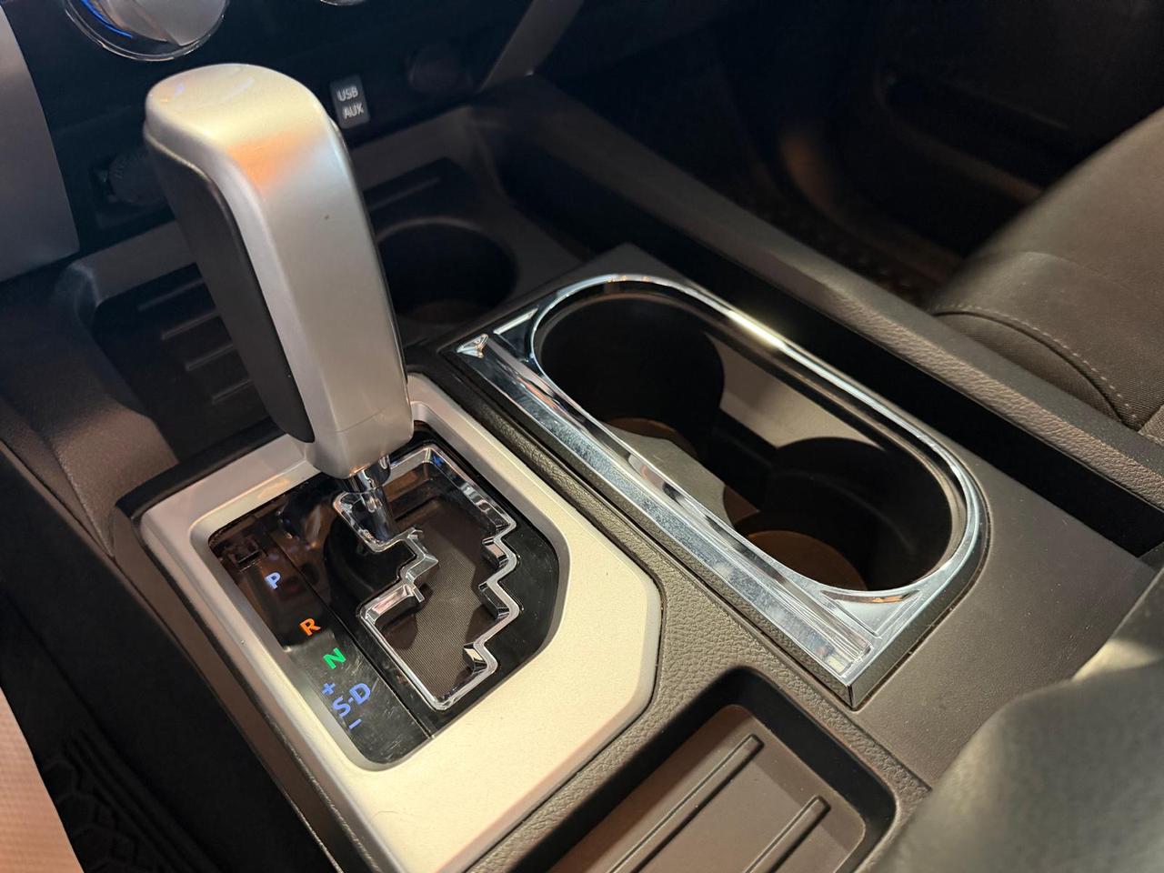2015 Toyota Tundra 8FT BOX  5.7L V8 | BACK UP CAM| POWERED SEATS Photo