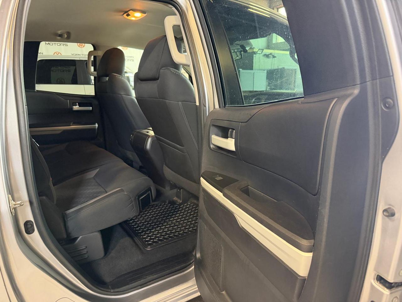 2015 Toyota Tundra 8FT BOX  5.7L V8 | BACK UP CAM| POWERED SEATS Photo