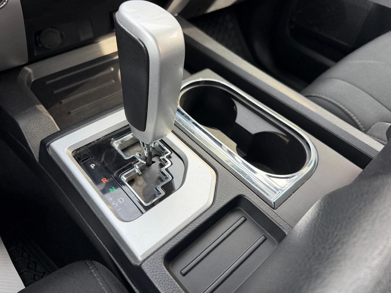 2015 Toyota Tundra 8FT BOX  5.7L V8 | BACK UP CAM| POWERED SEATS Photo