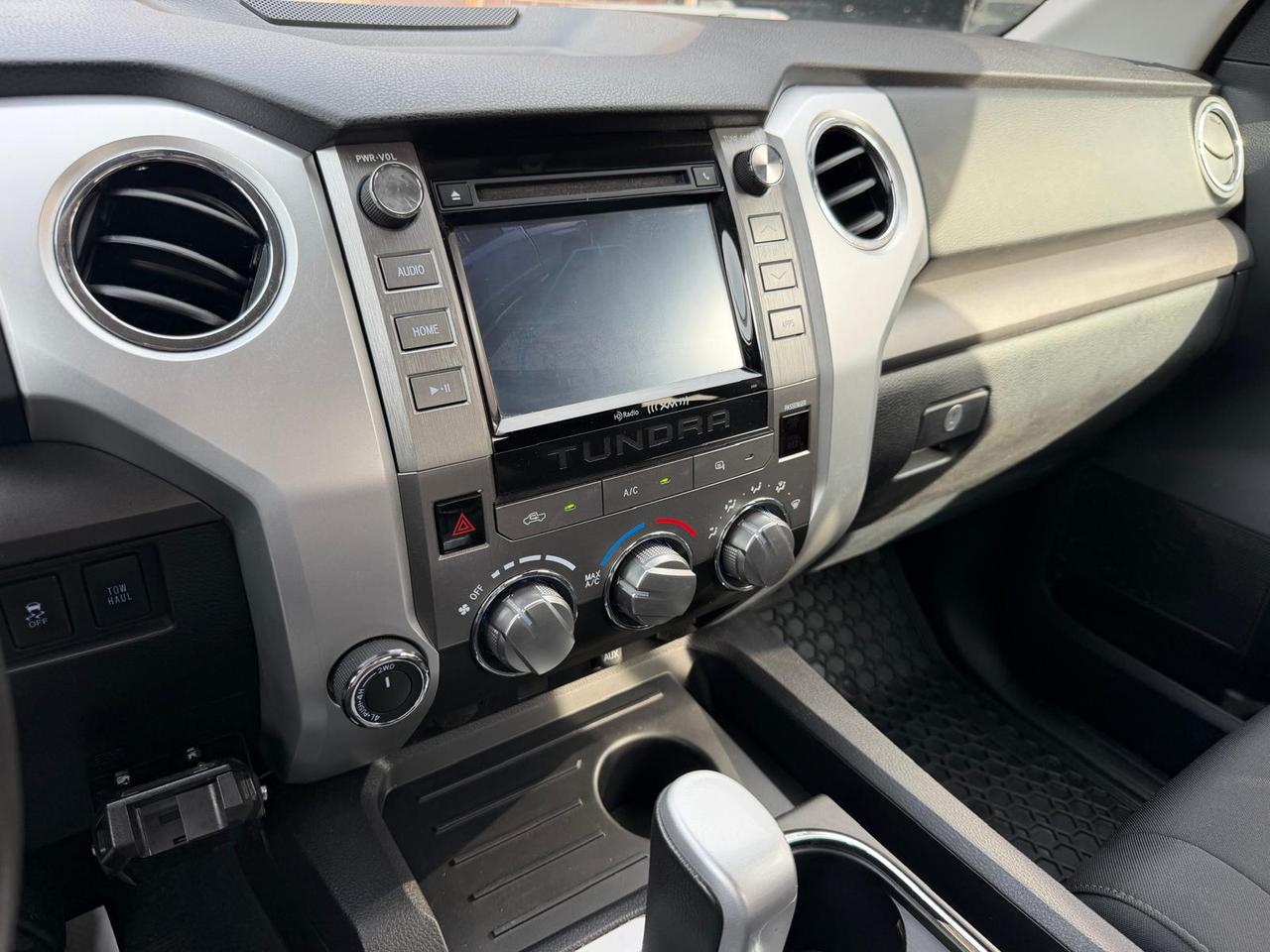 2015 Toyota Tundra 8FT BOX  5.7L V8 | BACK UP CAM| POWERED SEATS Photo