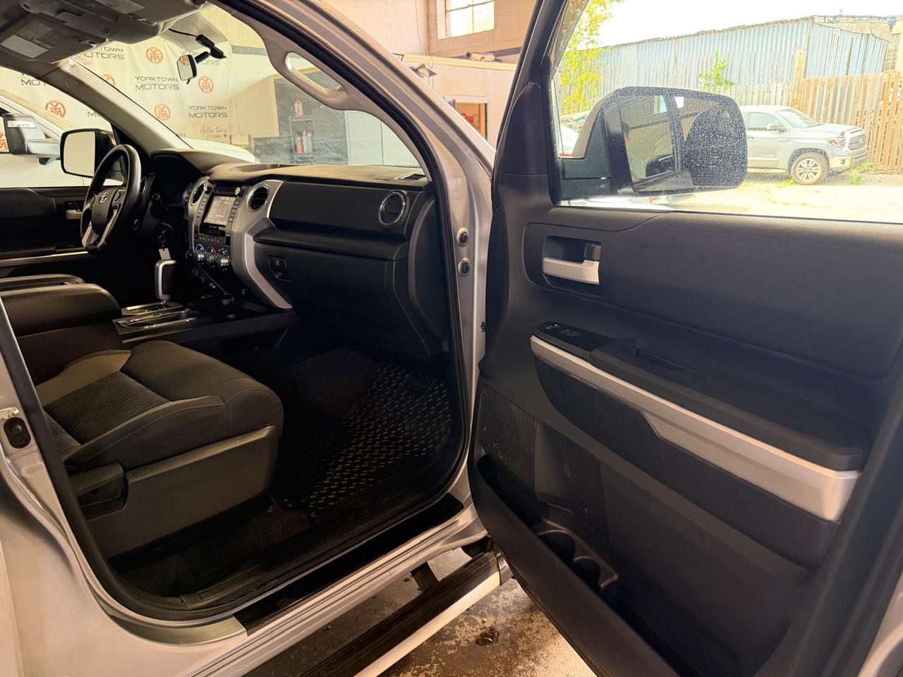 2015 Toyota Tundra 8FT BOX  5.7L V8 | BACK UP CAM| POWERED SEATS Photo