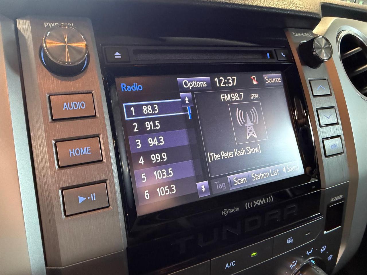 2015 Toyota Tundra 8FT BOX  5.7L V8 | BACK UP CAM| POWERED SEATS Photo