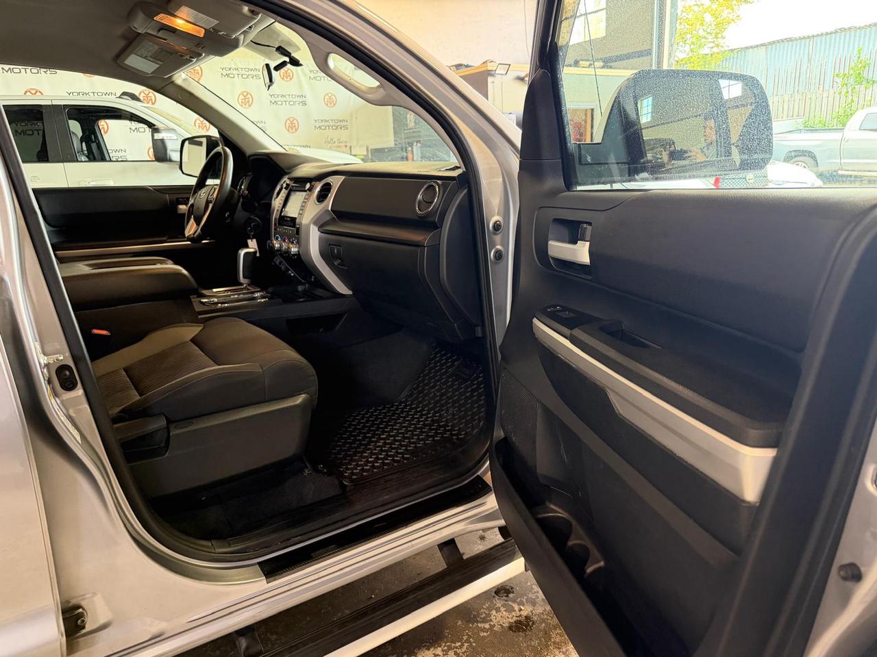 2015 Toyota Tundra 8FT BOX  5.7L V8 | BACK UP CAM| POWERED SEATS Photo
