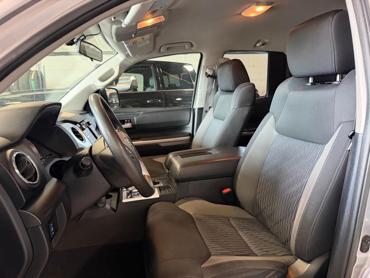 2015 Toyota Tundra 8FT BOX  5.7L V8 | BACK UP CAM| POWERED SEATS Photo
