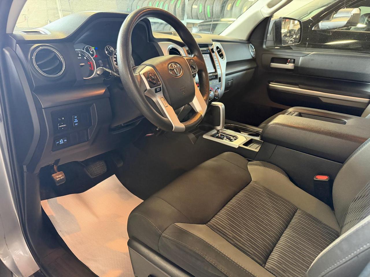 2015 Toyota Tundra 8FT BOX  5.7L V8 | BACK UP CAM| POWERED SEATS Photo