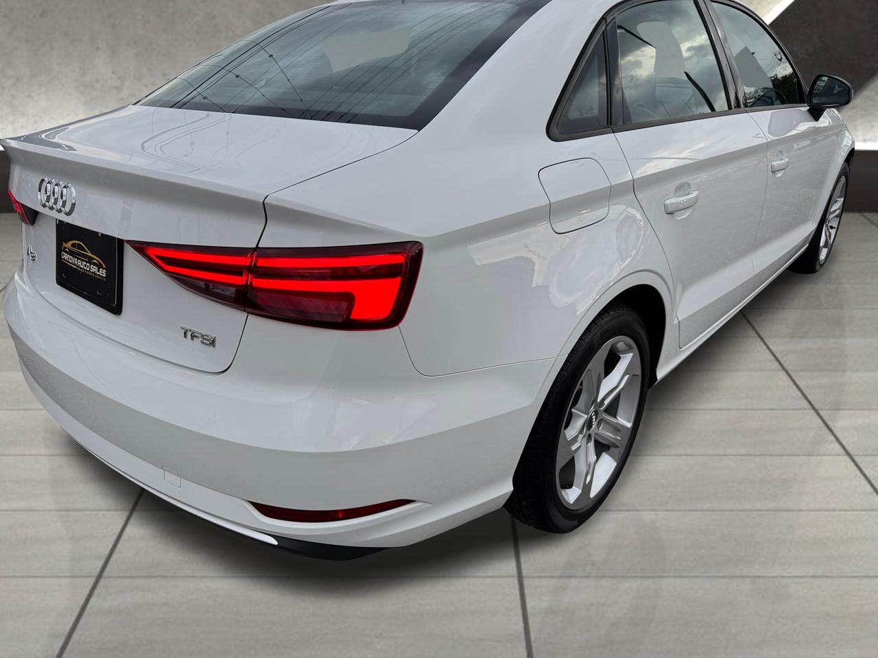2017 Audi A3 2.0T Komfort+CLEAN CARFAX+Camera+Leather+Roof Photo