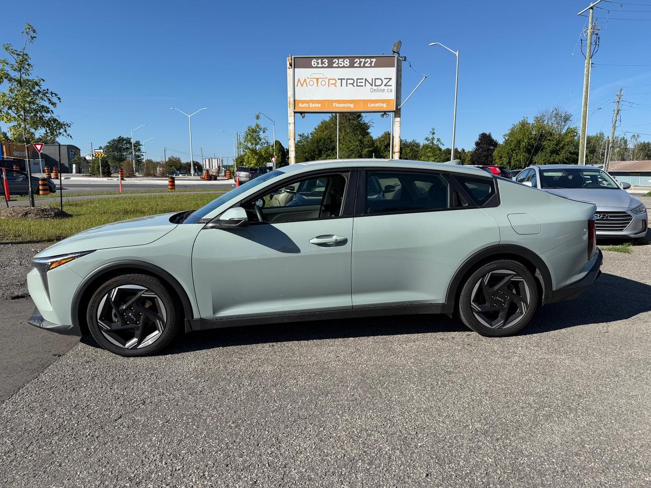 2025 Kia K4 EX Heated Steering and Seats! Photo