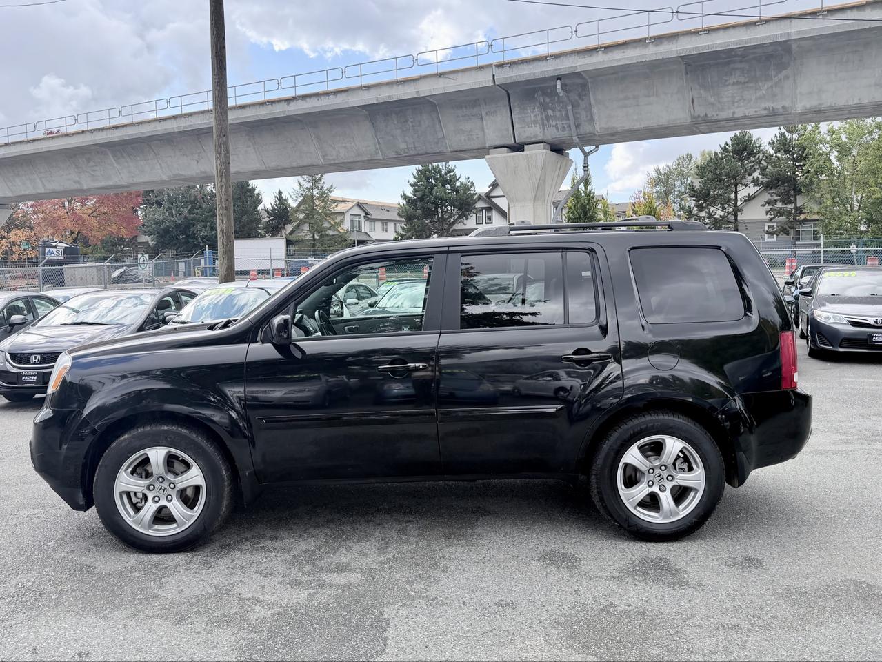 2012 Honda Pilot FINANCING AVAILABLE Photo8