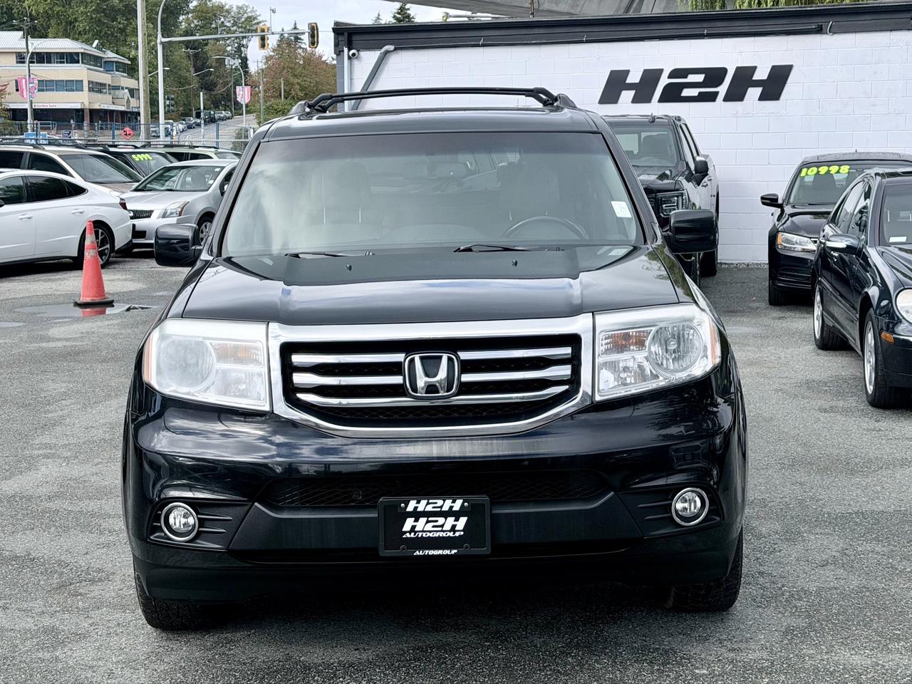 2012 Honda Pilot FINANCING AVAILABLE Photo2