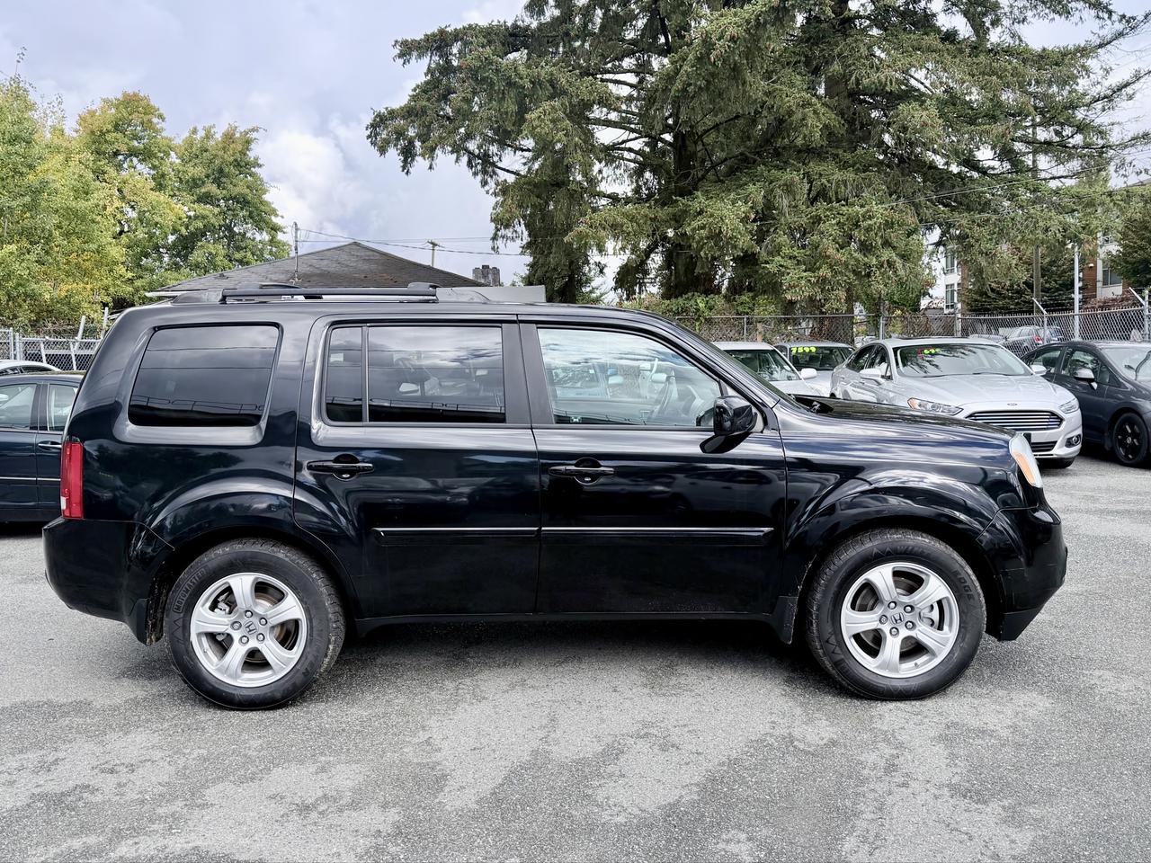 2012 Honda Pilot FINANCING AVAILABLE Photo4