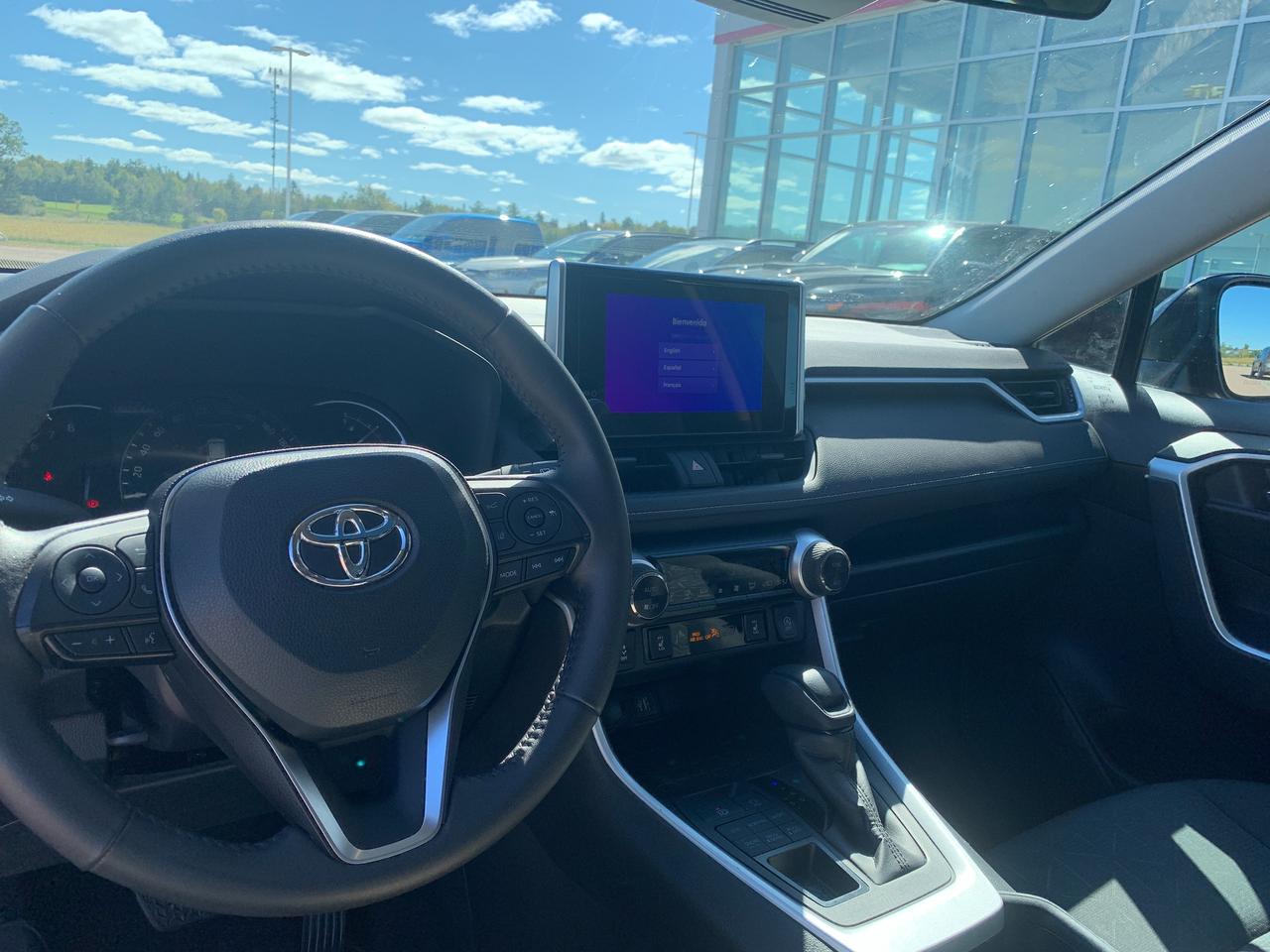 2024 Toyota RAV4 XLE Photo