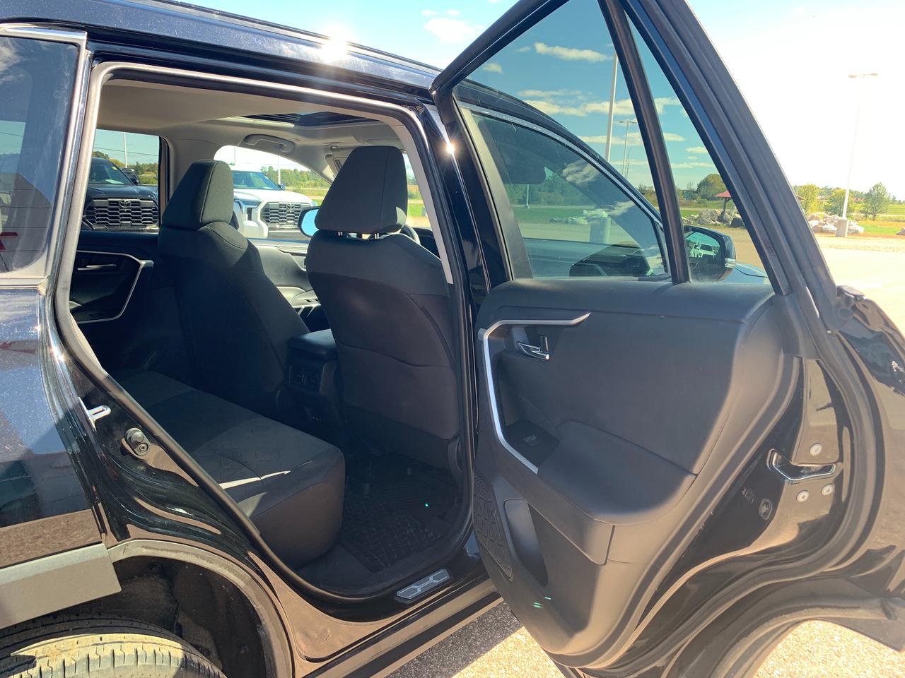 2024 Toyota RAV4 XLE Photo