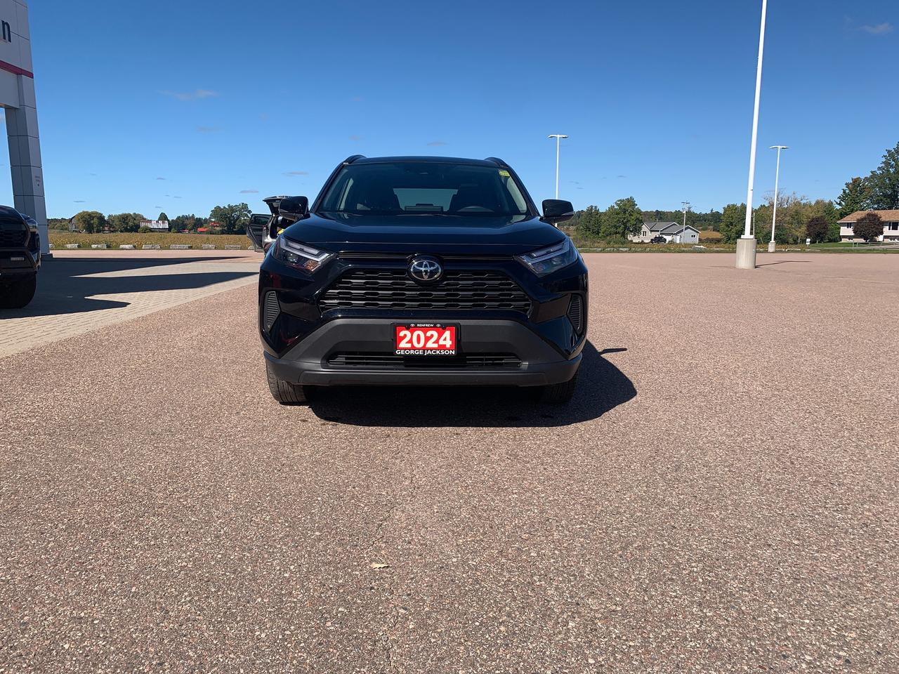 2024 Toyota RAV4 XLE Photo