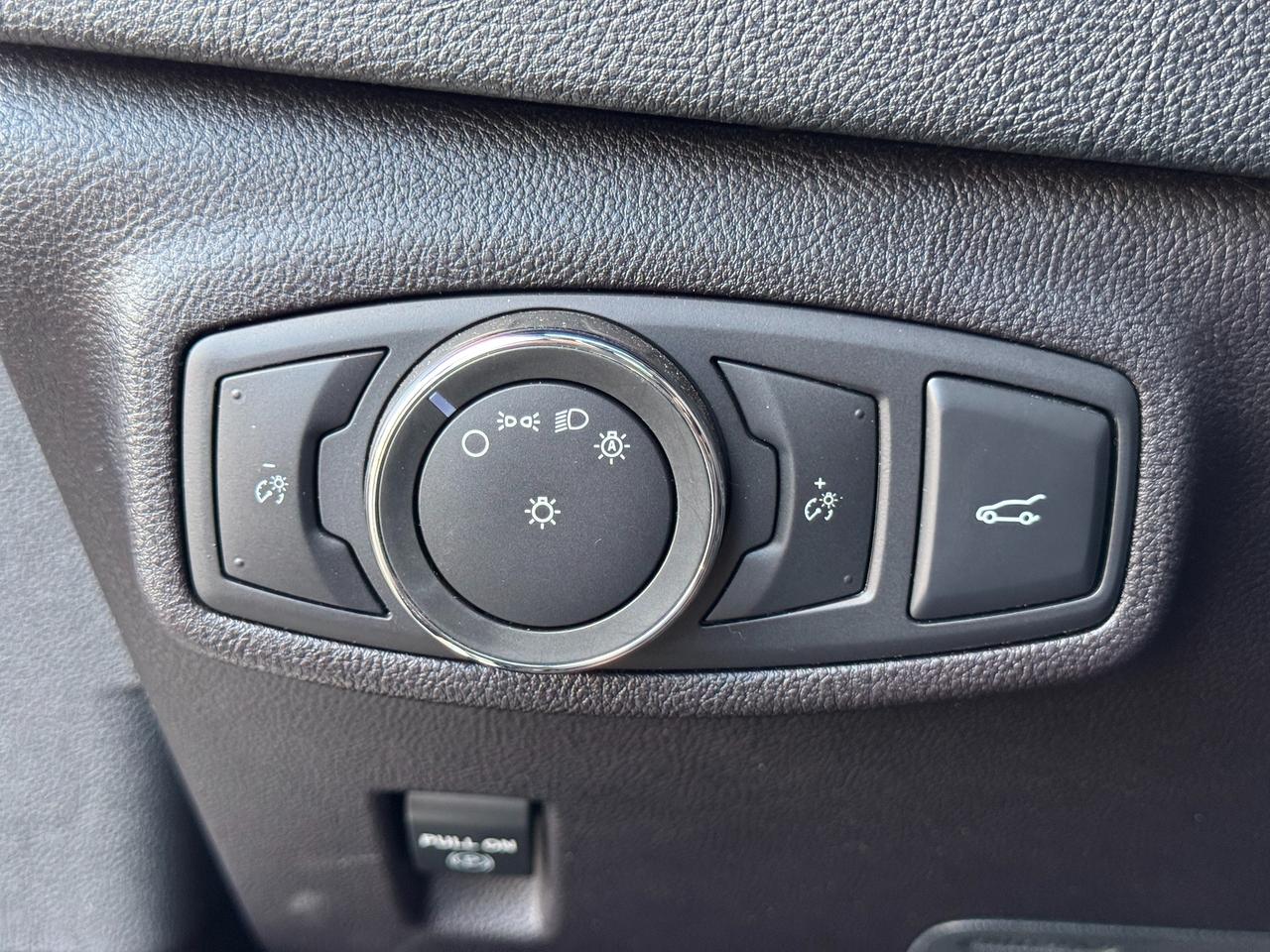 2016 Lincoln MKC Select AWD+CLEAN CARFAX+GPS+Heated Seats+BSM Photo