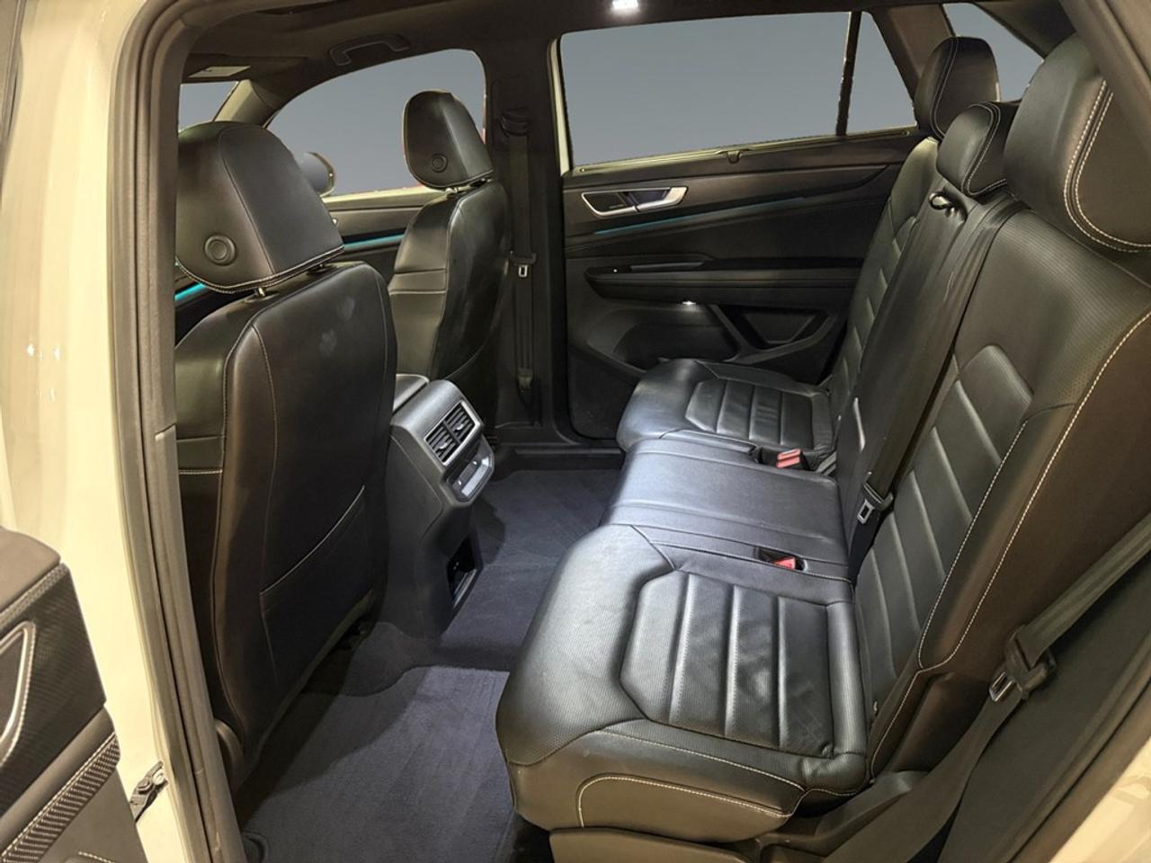 2024 Volkswagen Atlas Cross Sport Highline 2.0 TSI 4MOTION Photo