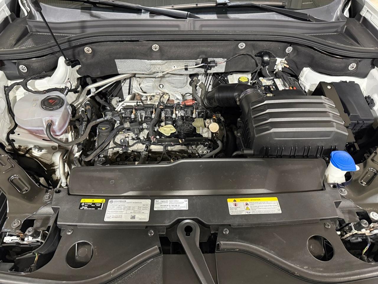 2024 Volkswagen Atlas Cross Sport Highline 2.0 TSI 4MOTION Photo