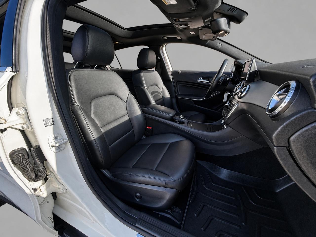 2015 Mercedes-Benz GLA GLA 250 Photo