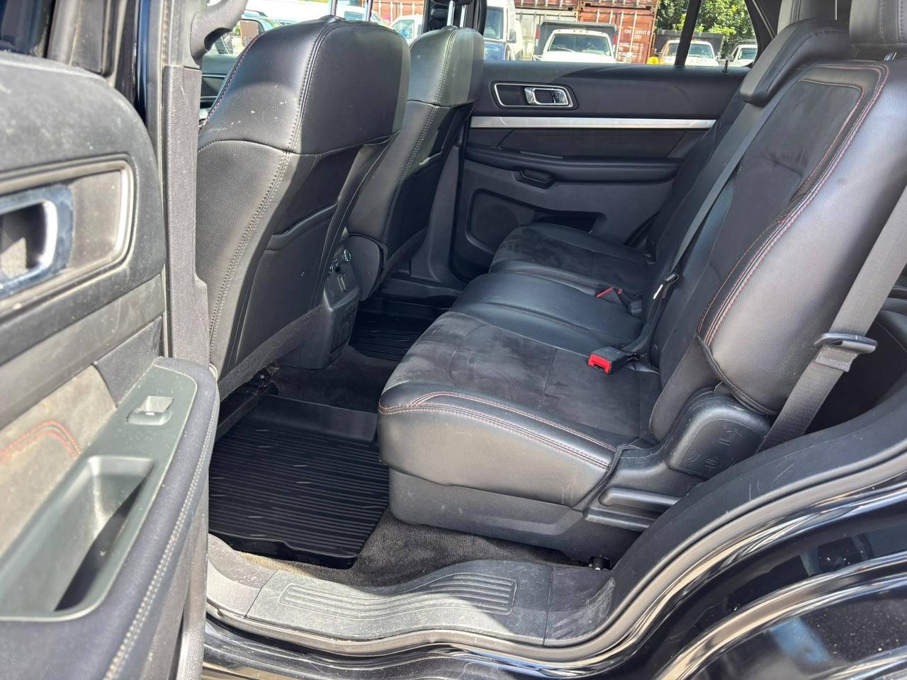 2018 Ford Explorer XLT 4WD Photo