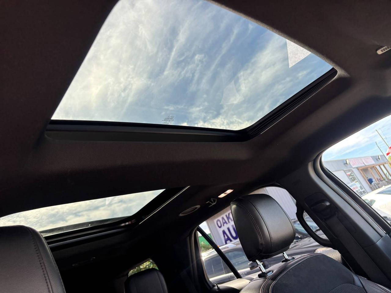 2018 Ford Explorer XLT 4WD Photo