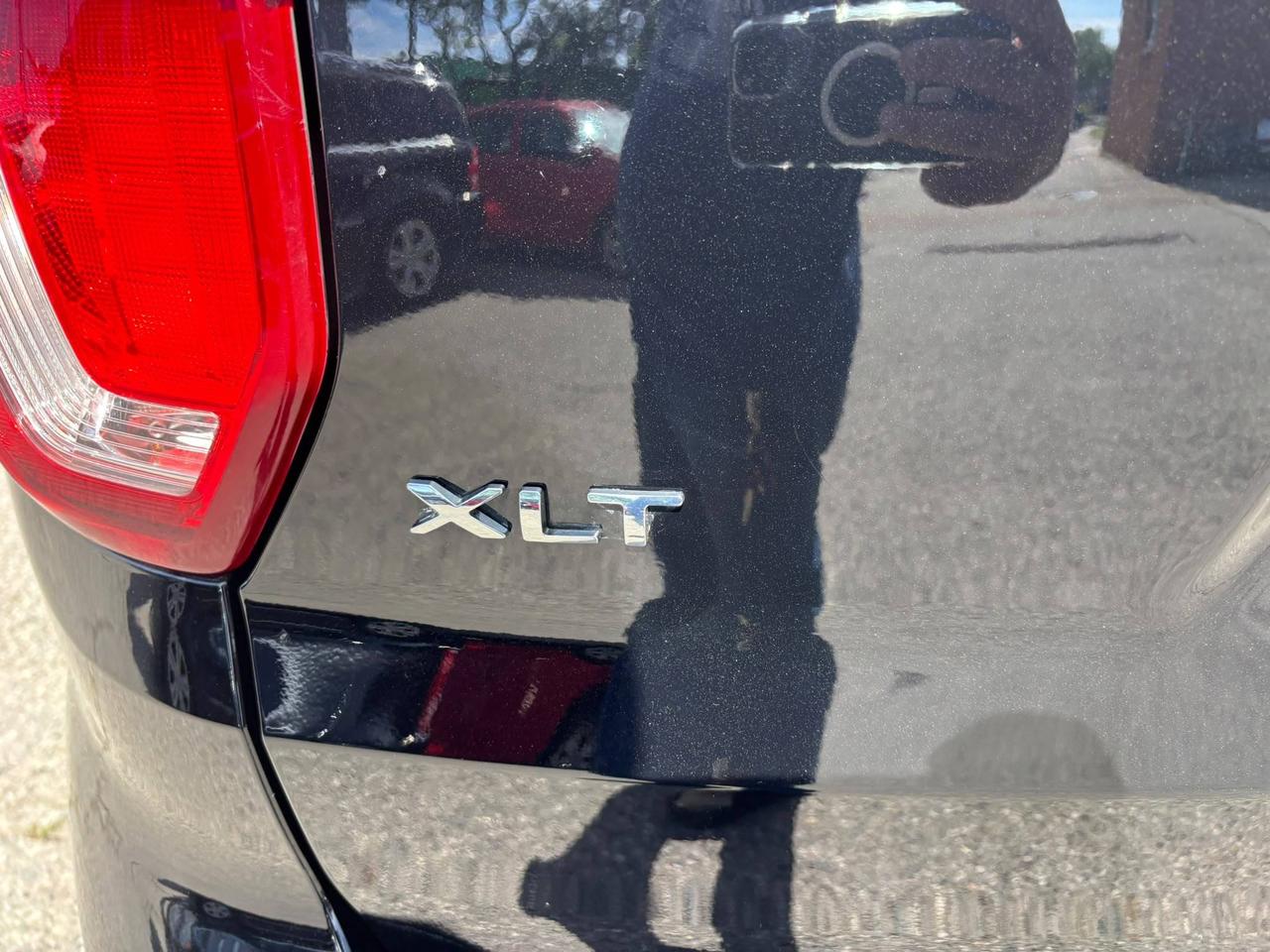 2018 Ford Explorer XLT 4WD Photo