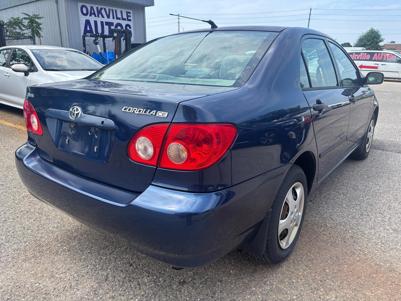 2007 Toyota Corolla 4dr Sdn Autol CE Photo