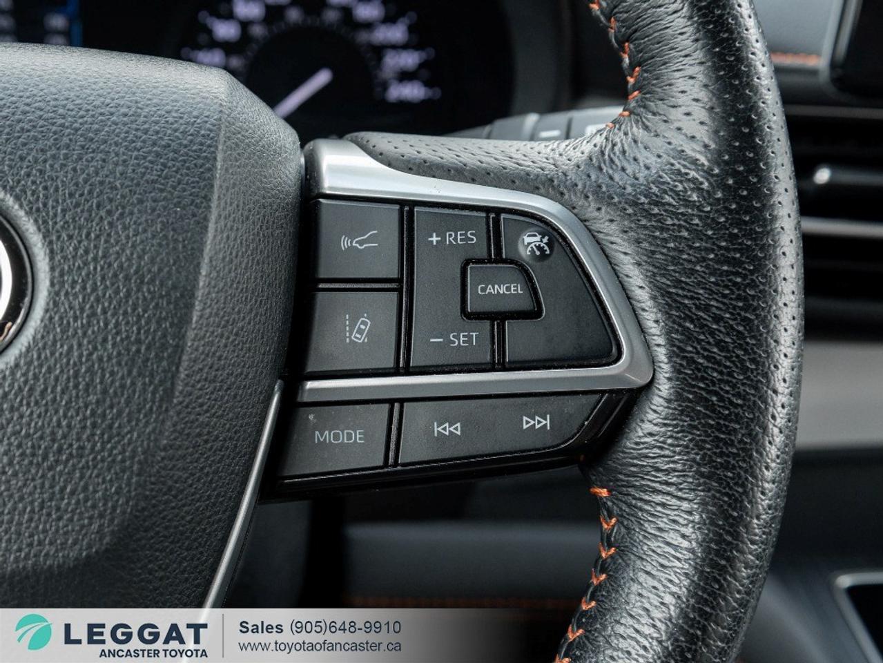 2021 Toyota Sienna XSE FWD Photo