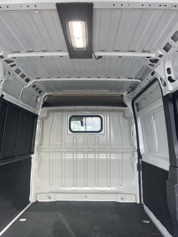 2025 RAM Cargo Van Tradesman Photo