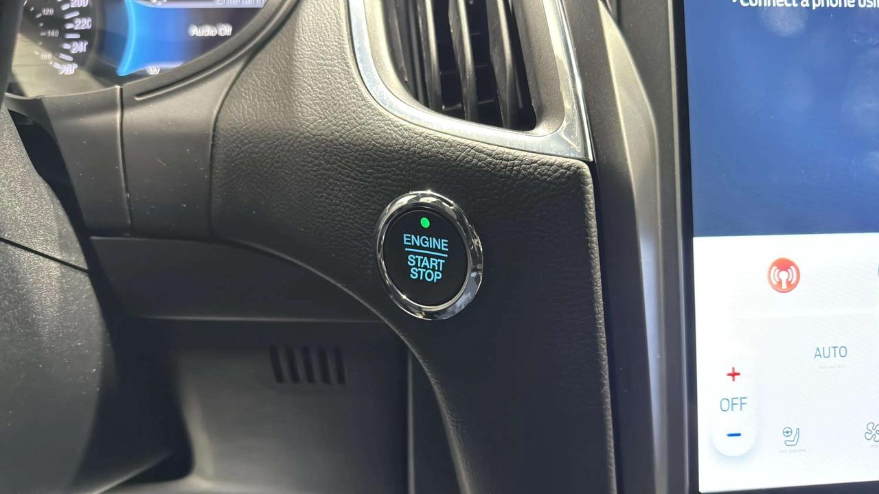 2022 Ford Edge ST| CLEAN CARFAX| B&O| PANO| ADAPT CRUISE| 1 OWNER Photo