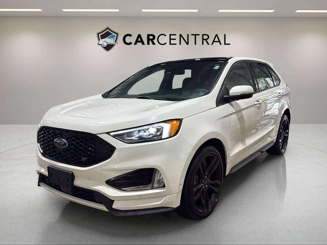 2022 Ford Edge ST| CLEAN CARFAX| B&O| PANO| ADAPT CRUISE| 1 OWNER Photo0