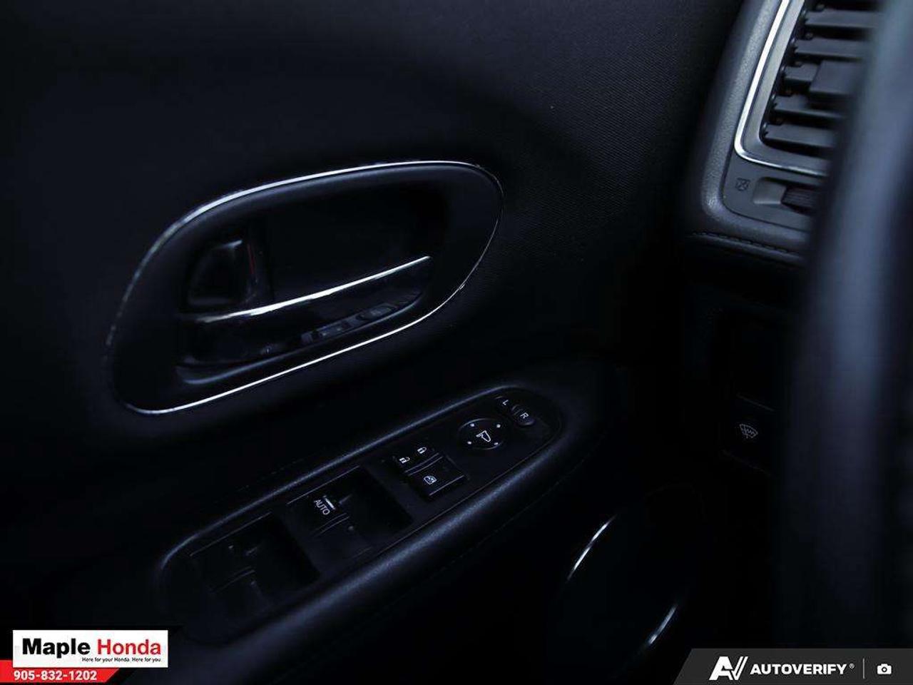 2017 Honda HR-V Sunroof| Alloy Wheels | AWD | Honda LaneWatch Photo