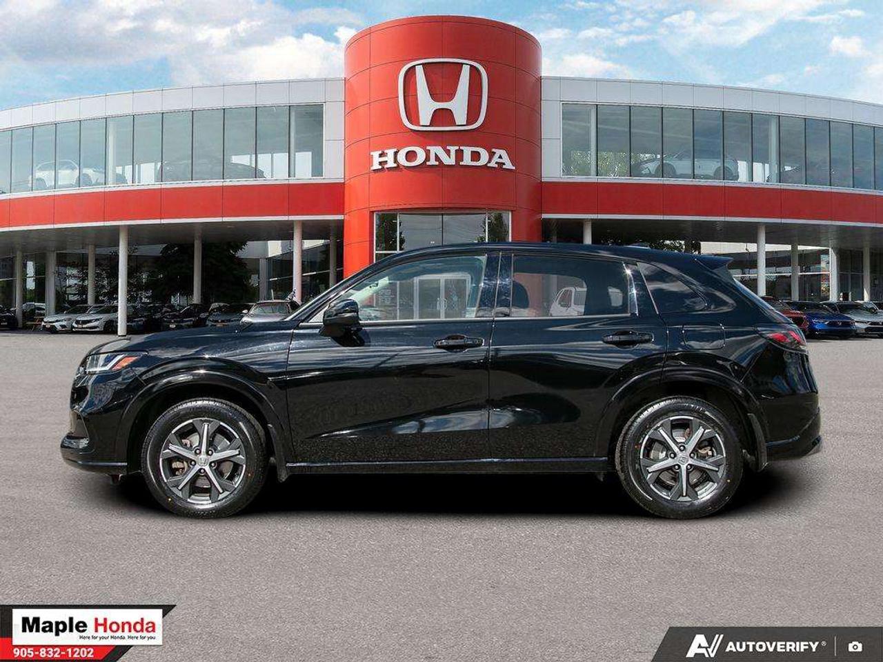 2024 Honda HR-V Leather| Sunroof | Carplay | Auto Start Photo