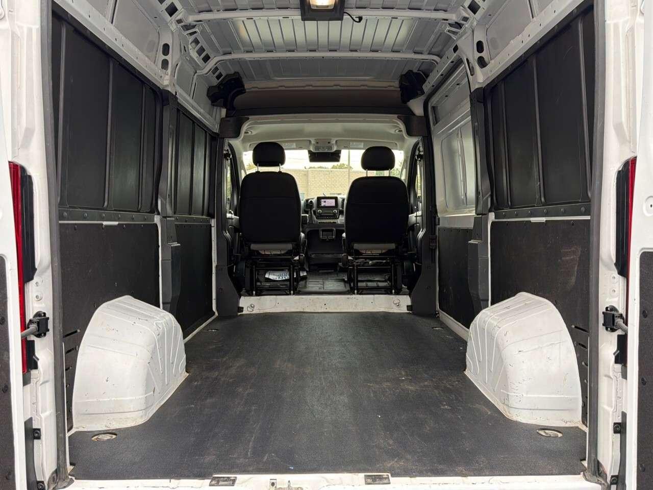 2025 RAM ProMaster Tradesman 2500 High Roof 136 WB w/Pass Seat Photo