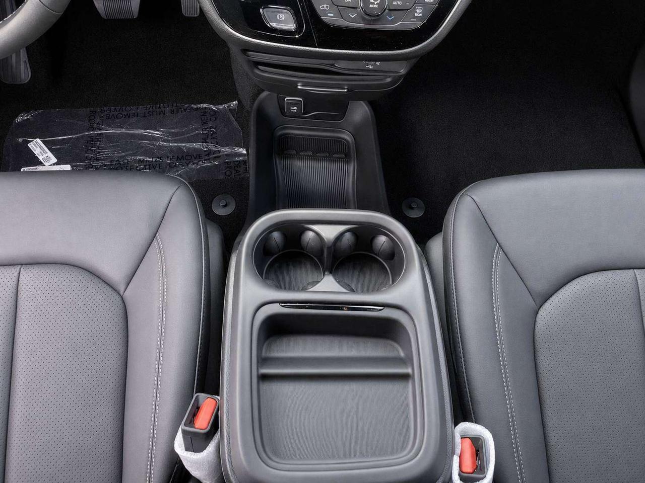 2027 Chrysler Pacifica SELECT | Leather | Sunroof | Safety Sphere | S APP Photo