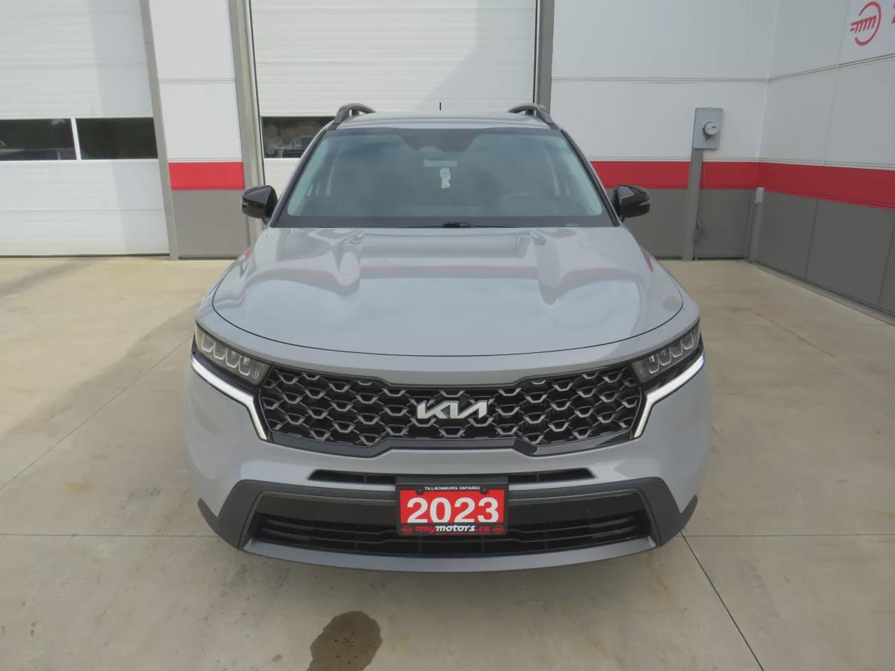 2023 Kia Sorento X-Line | AWD | Automatic | 6-Passenger | Alloy Wheels | Heated Seats | Heated Steering Wheel | Power Driver Seat | Dual-Zone Climate Control | Touchscreen Display | Android Auto & Apple CarPlay | Bluetooth | Wireless Phone Charging | Back-Up Camera | Blin Photo