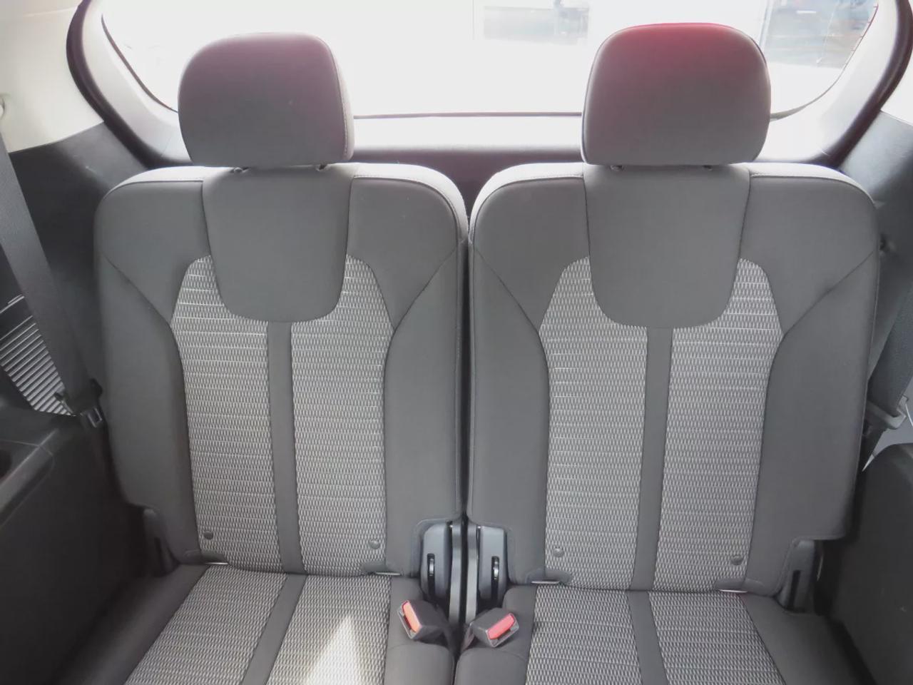 2023 Kia Sorento X-Line | AWD | Automatic | 6-Passenger | Alloy Wheels | Heated Seats | Heated Steering Wheel | Power Driver Seat | Dual-Zone Climate Control | Touchscreen Display | Android Auto & Apple CarPlay | Bluetooth | Wireless Phone Charging | Back-Up Camera | Blin Photo