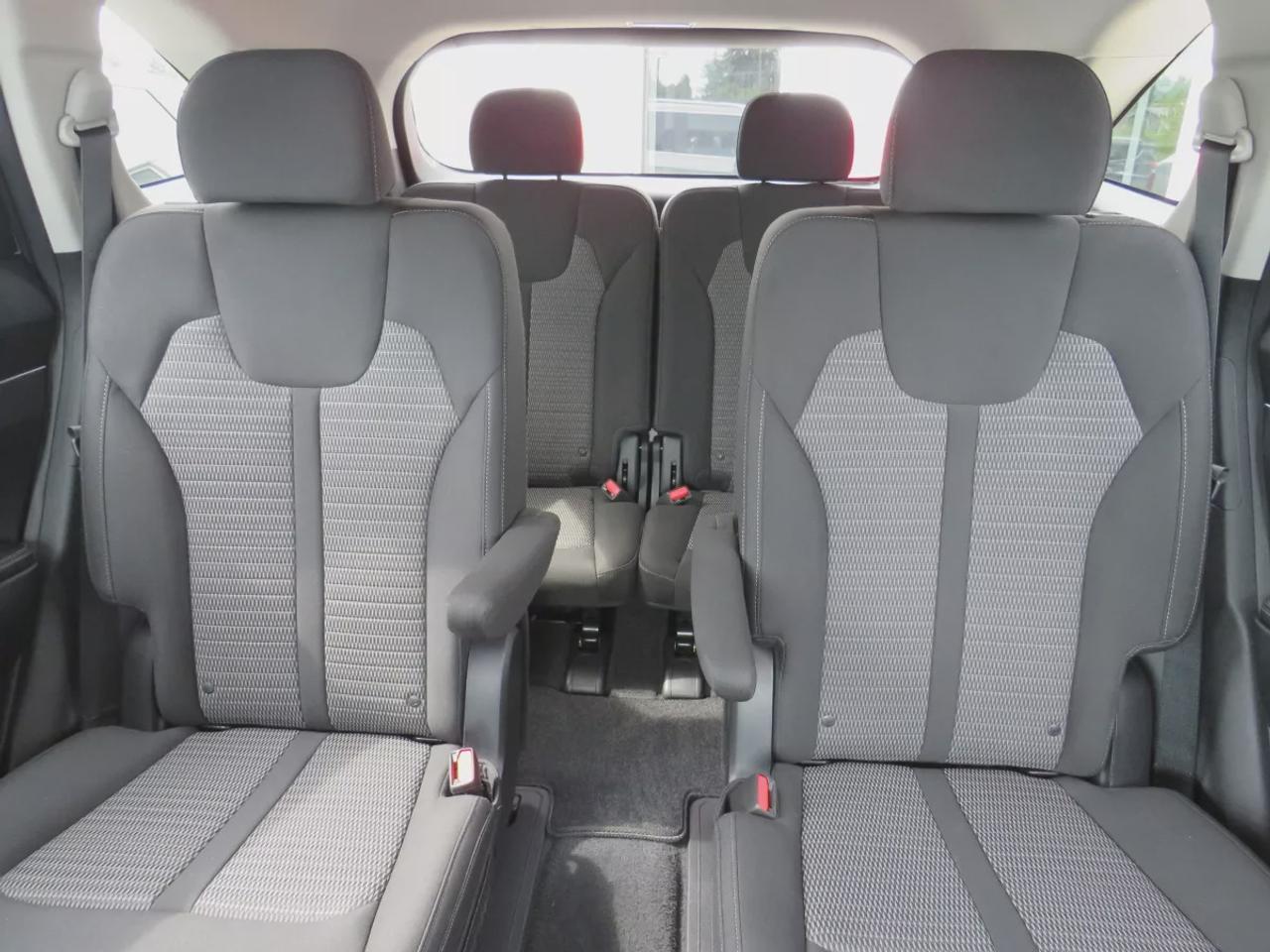2023 Kia Sorento X-Line | AWD | Automatic | 6-Passenger | Alloy Wheels | Heated Seats | Heated Steering Wheel | Power Driver Seat | Dual-Zone Climate Control | Touchscreen Display | Android Auto & Apple CarPlay | Bluetooth | Wireless Phone Charging | Back-Up Camera | Blin Photo