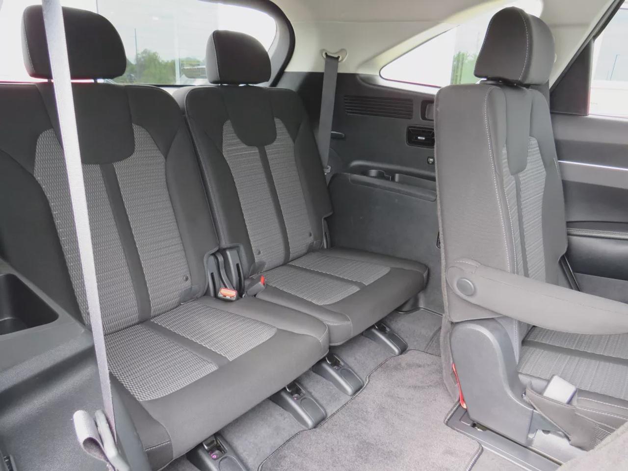 2023 Kia Sorento X-Line | AWD | Automatic | 6-Passenger | Alloy Wheels | Heated Seats | Heated Steering Wheel | Power Driver Seat | Dual-Zone Climate Control | Touchscreen Display | Android Auto & Apple CarPlay | Bluetooth | Wireless Phone Charging | Back-Up Camera | Blin Photo