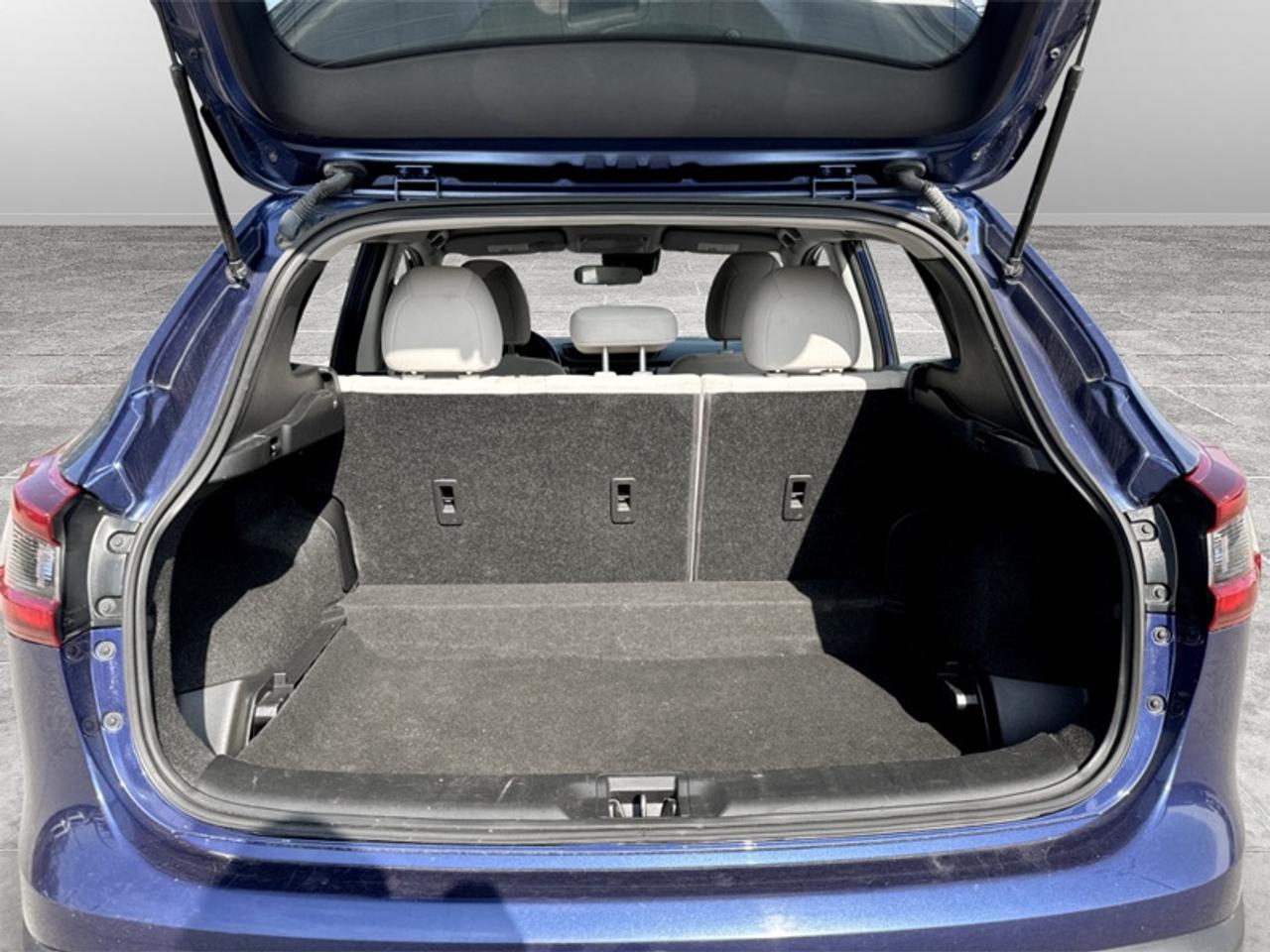 2023 Nissan Qashqai S  **APPLE CP - HTD SEATS** Photo