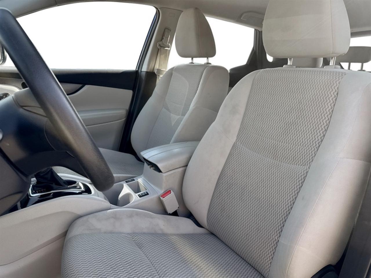 2023 Nissan Qashqai S  **APPLE CP - HTD SEATS** Photo