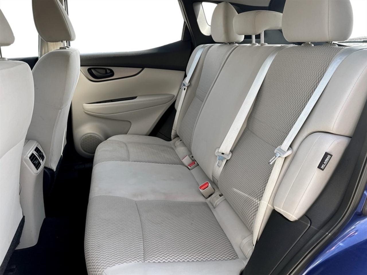 2023 Nissan Qashqai S  **APPLE CP - HTD SEATS** Photo