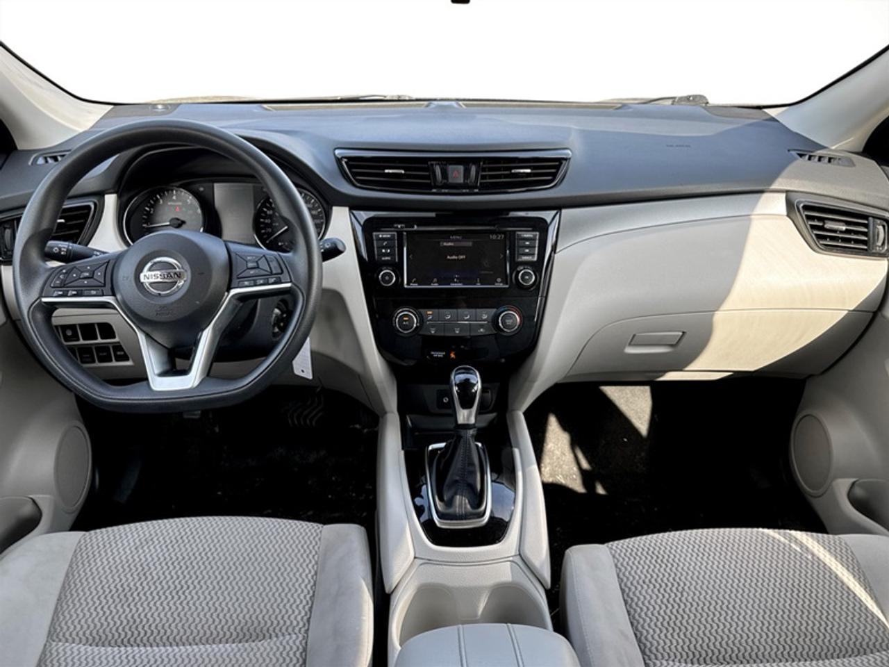 2023 Nissan Qashqai S  **APPLE CP - HTD SEATS** Photo