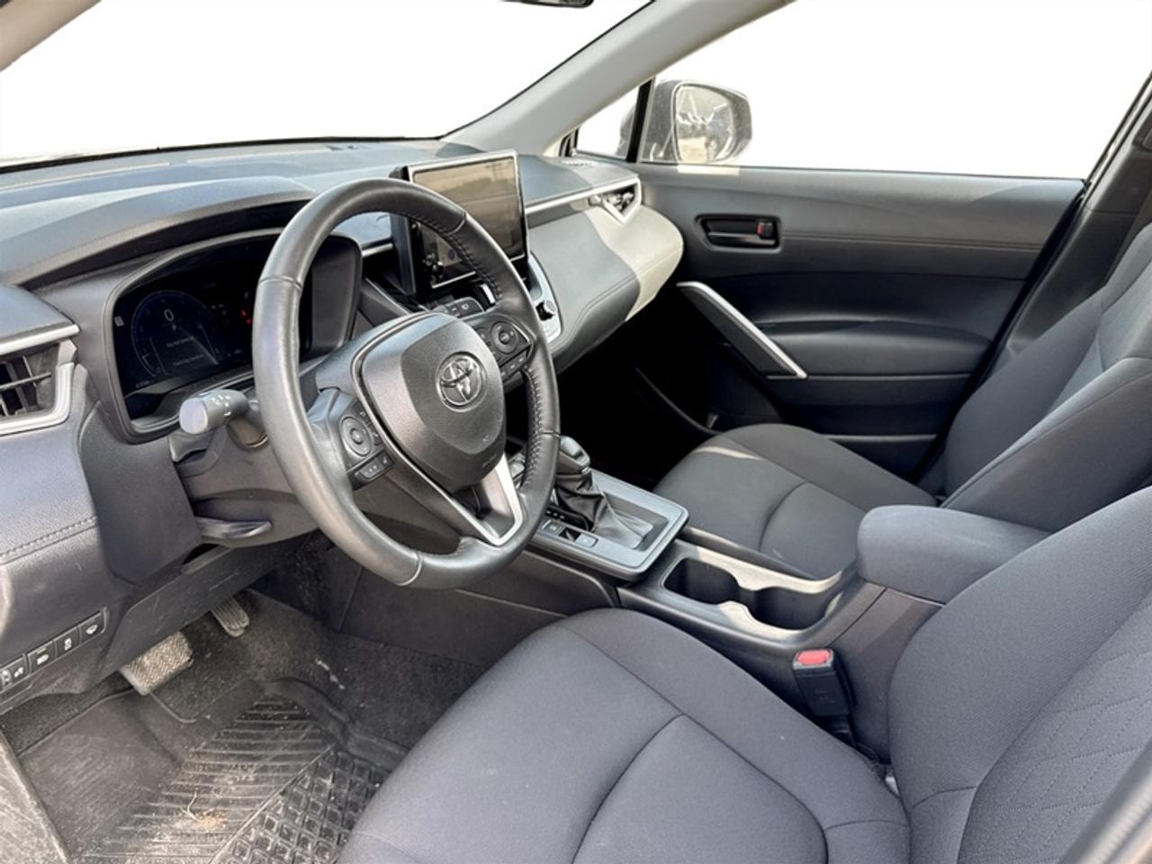 2026 Toyota Corolla Cross LE  **HEATED SW - APPLE CP** Photo