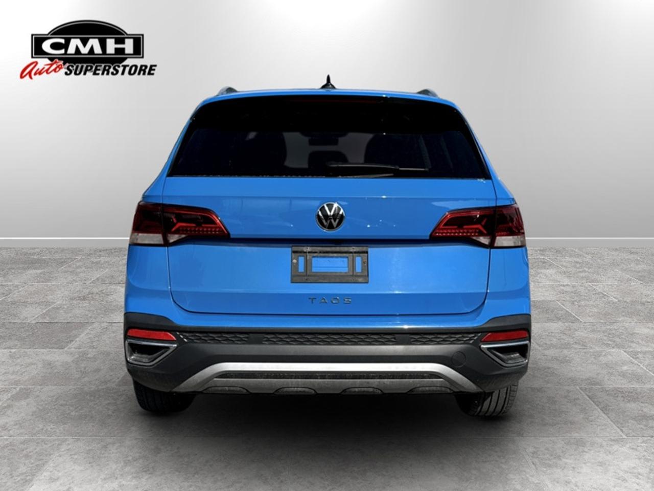 2024 Volkswagen Taos Comfortline w/Sunroof Pkg  *CLEAN CARFAX* Photo
